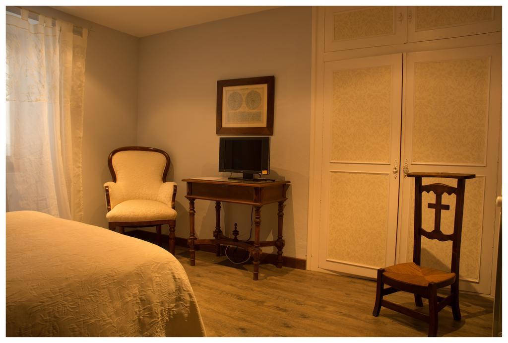 Hotel Kapel Etxea à Urzainqui Chambre photo
