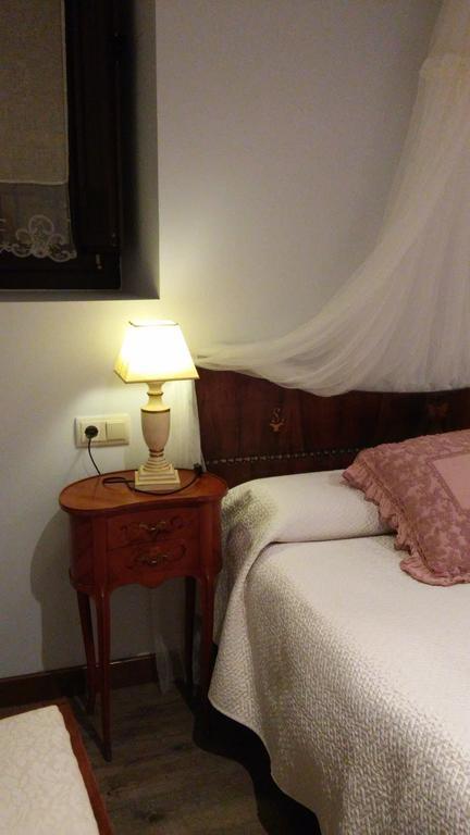 Hotel Kapel Etxea à Urzainqui Extérieur photo